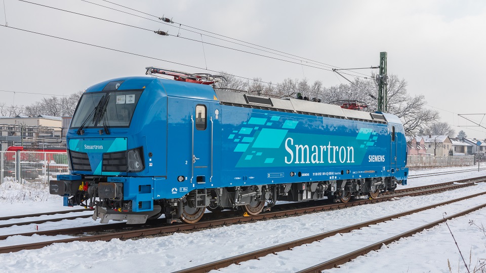 Siemens-made Smartron locomotive, source: Siemens Mobility