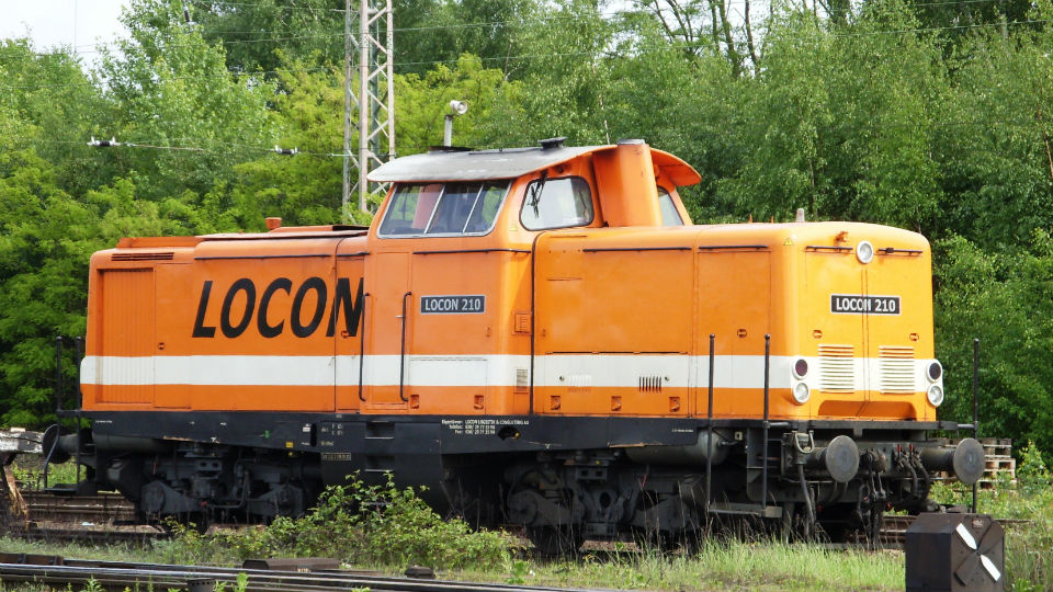 LOCON locomotive